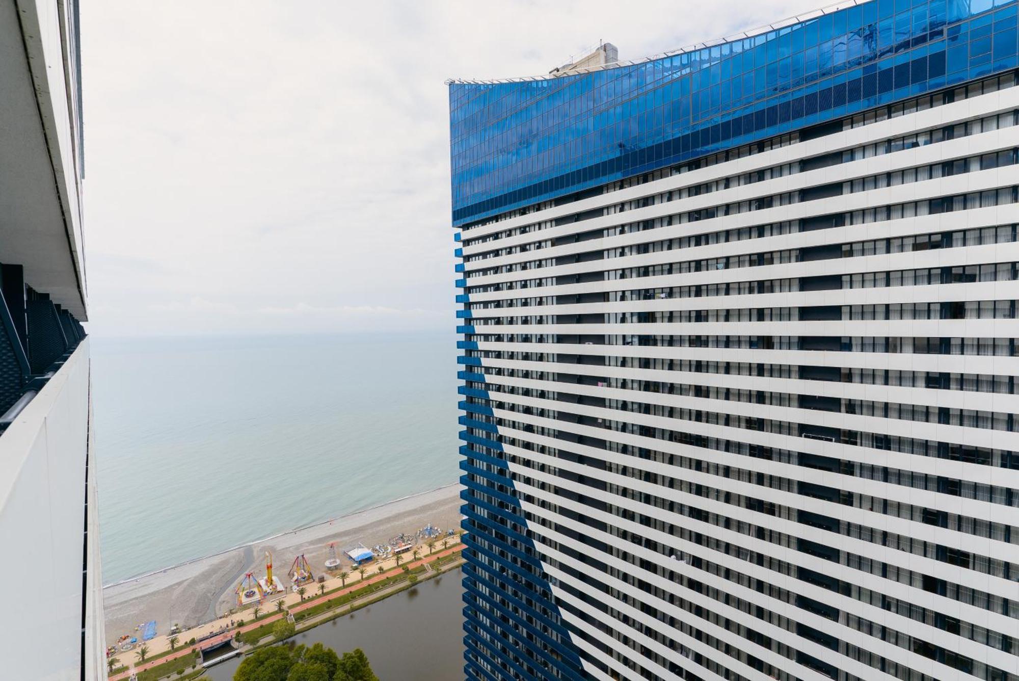 Habiby Orbi City Batumi Eksteriør billede