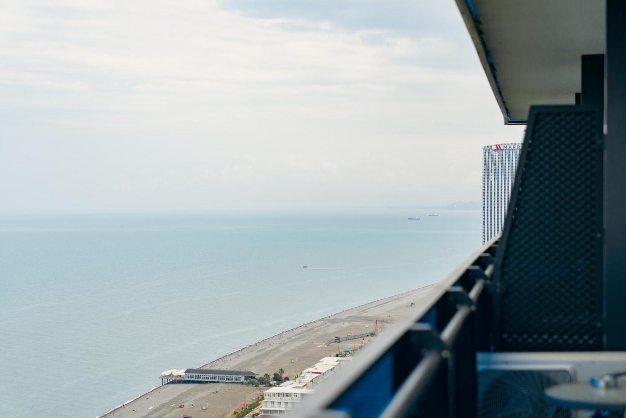 Habiby Orbi City Batumi Eksteriør billede